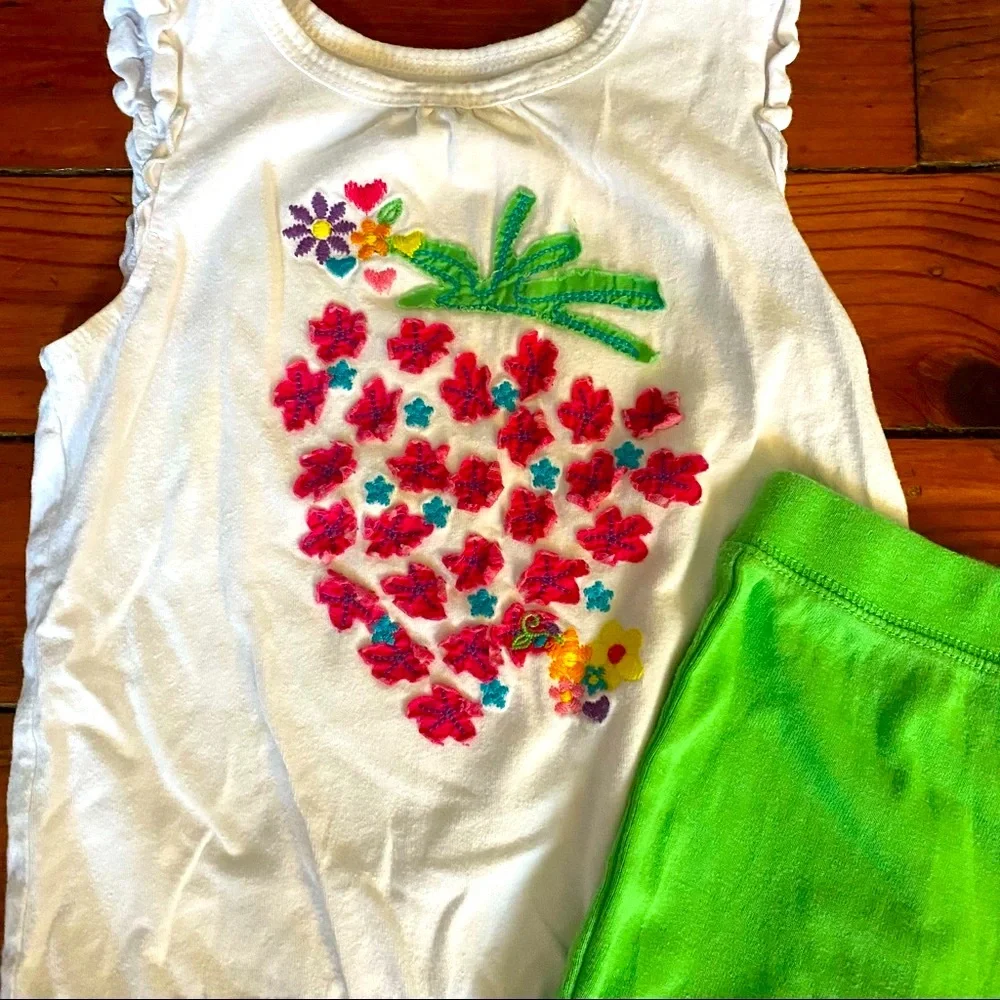 Children’s Place Matching Outfit Size 4T Strawberry Floral Tank green shorts